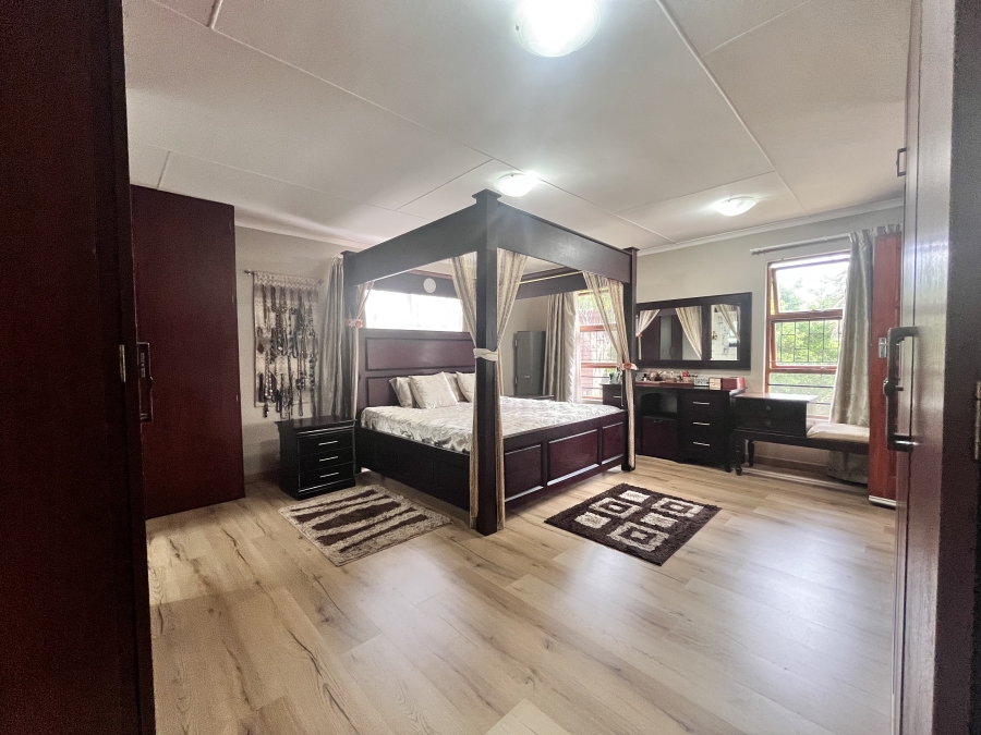 4 Bedroom Property for Sale in Dana Bay Western Cape